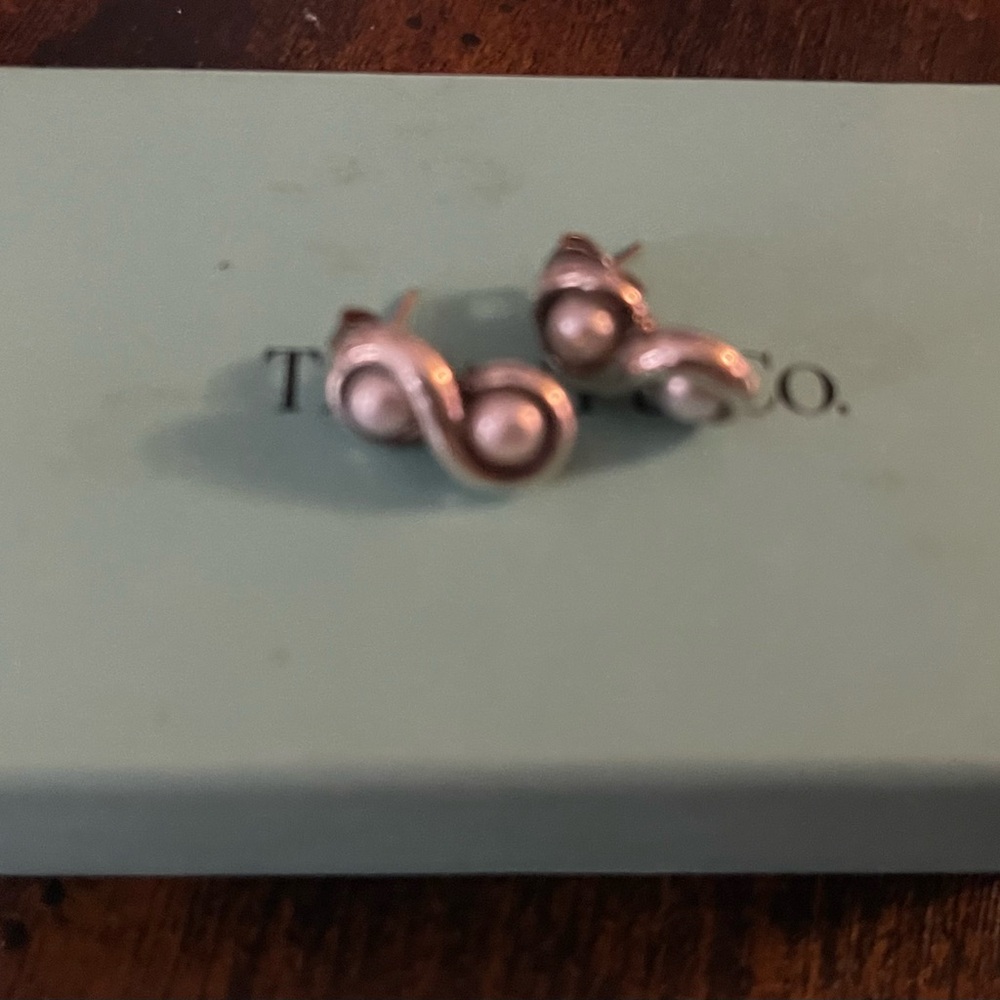 Tiffany & Co. Silver Infinity Pearl Earrings